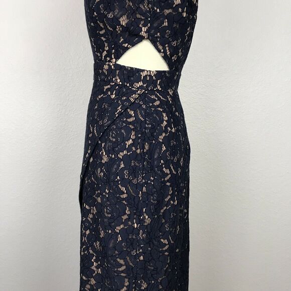 Fame and Partners Lace Sheath Bodycon Dress - Picture 10 of 11